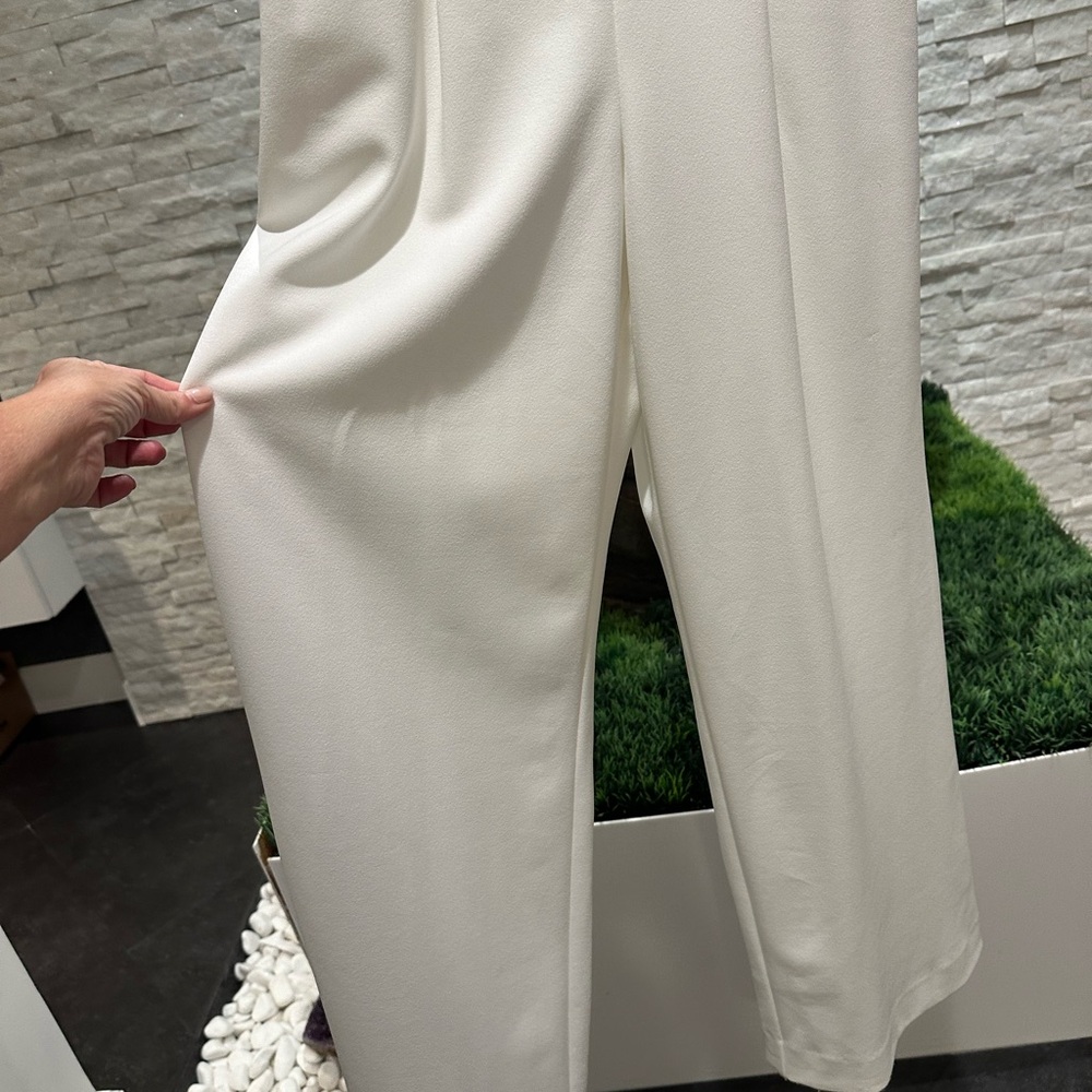 Xscape Strapless off shoulder white jumpsuit size 4 - Picture 4 of 8